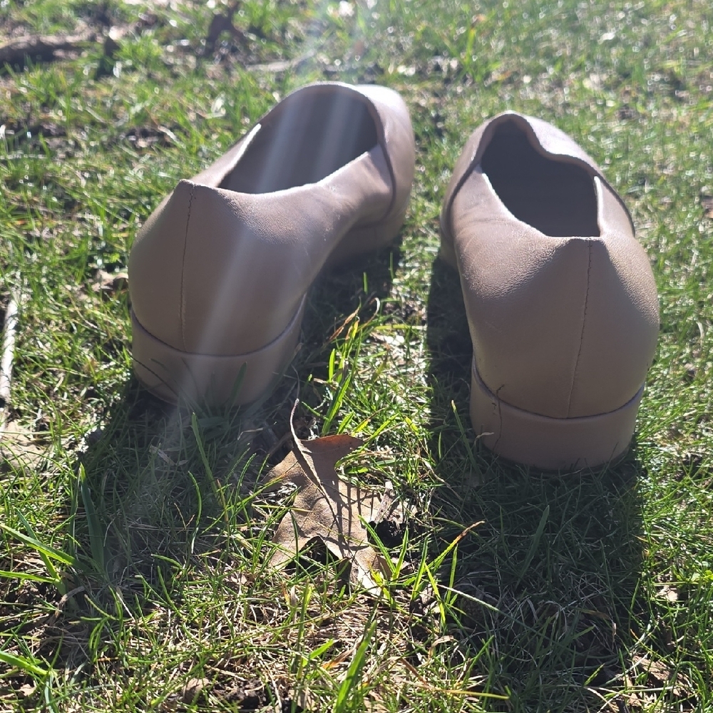 Theory Women's Blush Slip-On Loafers - Picture 3 of 5